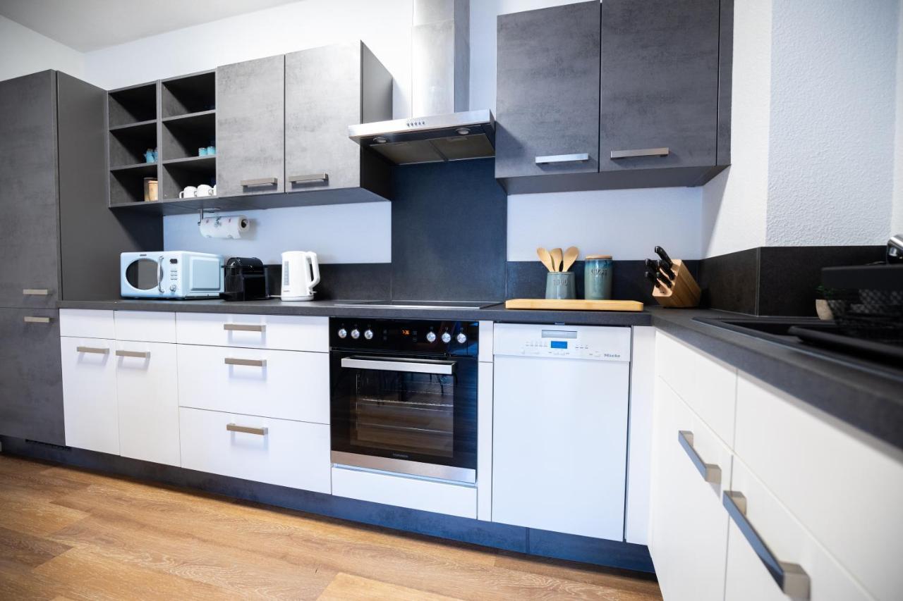 Design-Ferienwohnung In Bad Neuenahr: Platz Fuer 4, Kueche, Wifi, Netflix Экстерьер фото